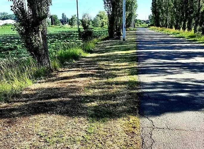 别墅 Sunrise Riverside House-private Garden, Jacuzzi & Bbq *